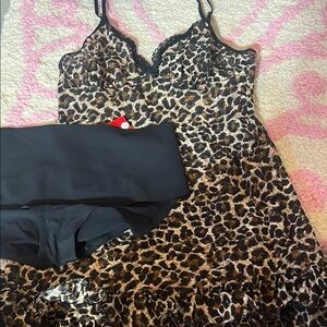 Leopard Print Women's Intimate Set victoria secert and Spanx size large